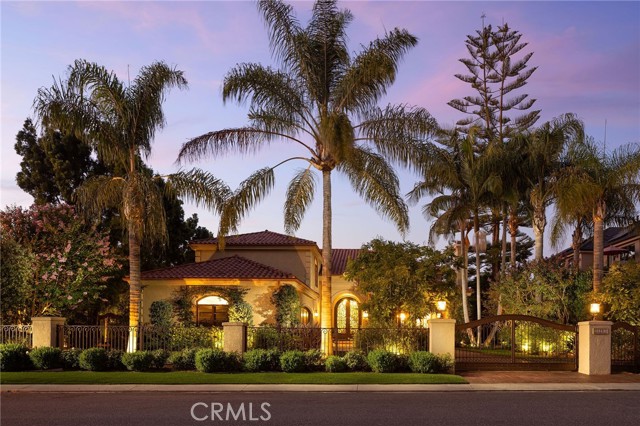 Detail Gallery Image 1 of 35 For 25281 Derbyhill Dr, Laguna Hills,  CA 92653 - 5 Beds | 4/1 Baths