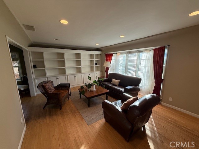 Detail Gallery Image 4 of 38 For 4528 Farmdale, Studio City,  CA 91602 - 2 Beds | 2 Baths