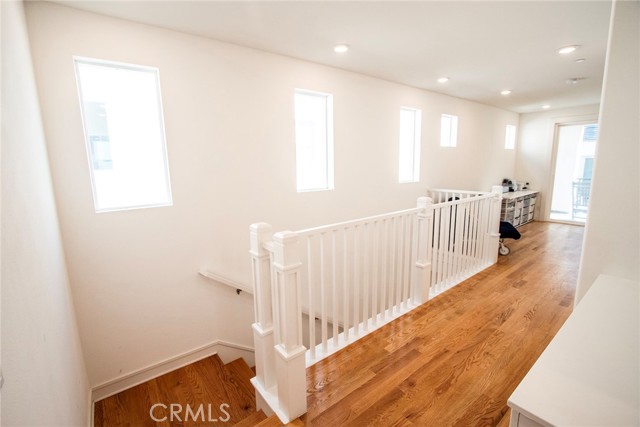 27136 Purple Sage Court, Valencia CA: https://media.crmls.org/medias/eb5fe569-b3fd-41bc-b798-91cc45a3c495.jpg