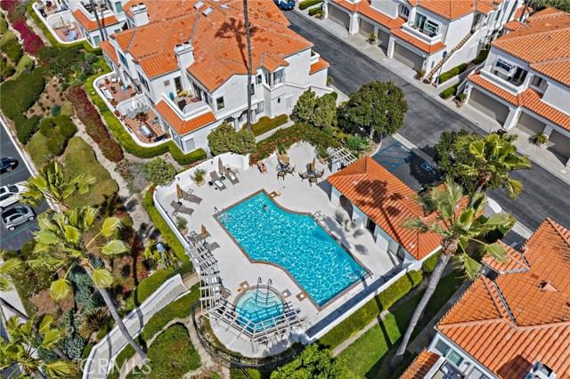 65 Centre Court, Dana Point CA: https://media.crmls.org/medias/eb60b9f4-d9bb-4b47-bb27-0a82cd6d72fa.jpg
