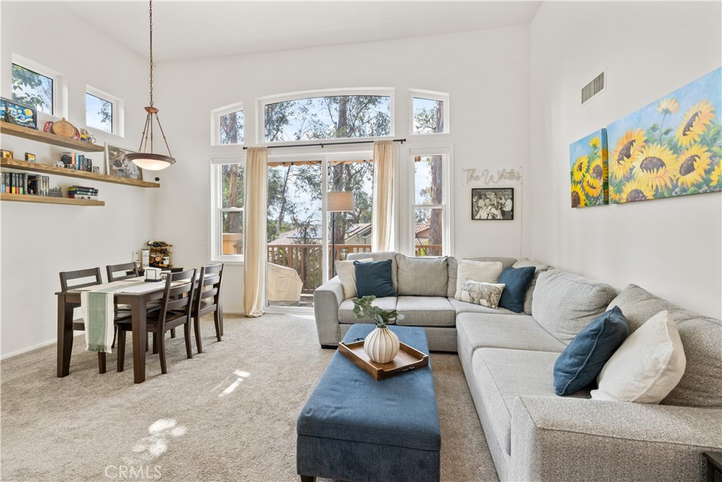 Eb60cb1d 2a6b 4eb8 8ffd B7fa7738f169