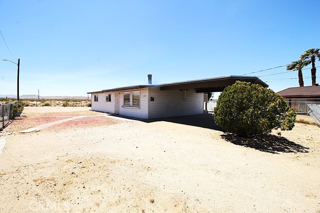 Detail Gallery Image 2 of 26 For 34150 Woods Ave, Barstow,  CA 92311 - 3 Beds | 1 Baths