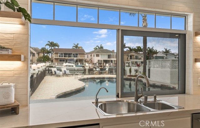 16201 Santa Barbara Lane, Huntington Beach CA: https://media.crmls.org/medias/eb6111e6-6b4d-4b61-9431-593fd64aaf64.jpg