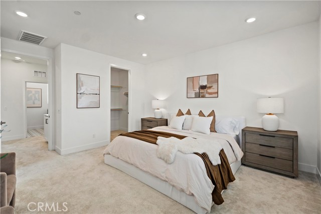 297 Lynx, Irvine CA: https://media.crmls.org/medias/eb62c396-d1d4-4e63-aea5-2583bbc75c64.jpg