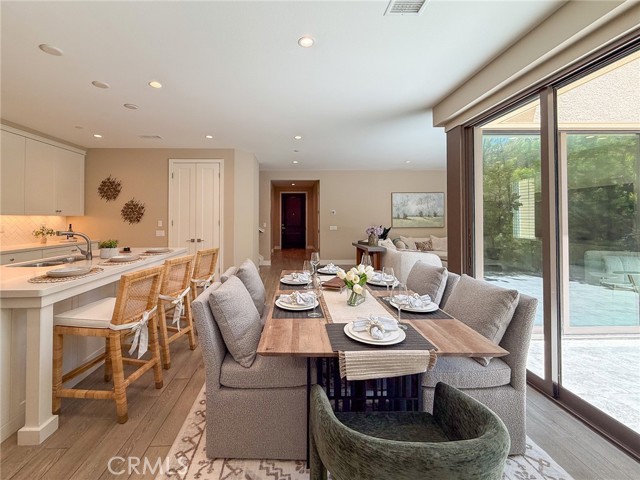 142 Dolci, Irvine CA: https://media.crmls.org/medias/eb62d551-43b9-46b8-9e35-18e47ecf0ee9.jpg