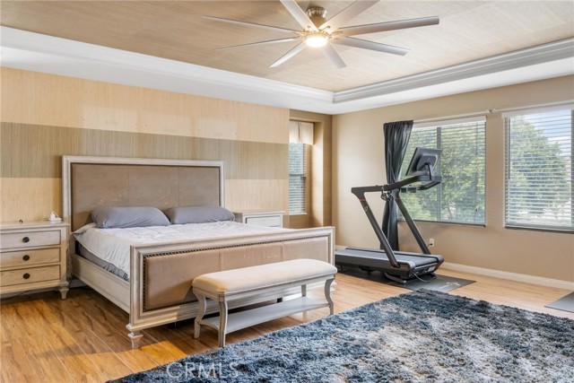 7681 Stonegate Drive, Eastvale CA: https://media.crmls.org/medias/eb6333c0-4104-42ef-a96b-07166d46d28c.jpg