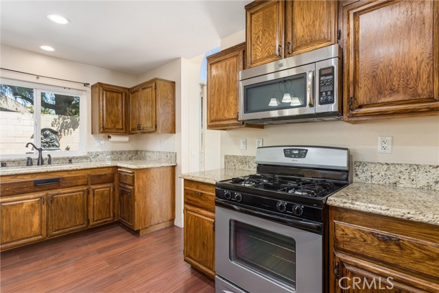 7874 Marek Ct, Fontana, CA 92336 photo 17