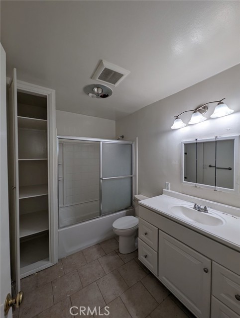Detail Gallery Image 7 of 11 For 943 N Louise St #2,  Glendale,  CA 91207 - 1 Beds | 1 Baths