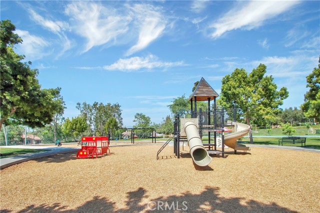 Detail Gallery Image 17 of 19 For 4 Argento, Mission Viejo,  CA 92692 - 4 Beds | 3 Baths