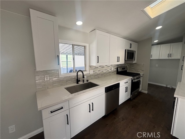 Detail Gallery Image 15 of 46 For 22111 Newport Ave #62,  Grand Terrace,  CA 92313 - 3 Beds | 2 Baths