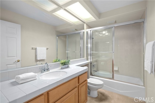 41 Chandon, Newport Coast CA: https://media.crmls.org/medias/eb658f00-a2e9-4095-96e0-326cf4a0dea1.jpg