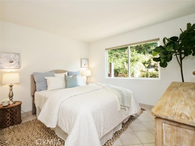 4358 Cartesian Circle, Palos Verdes Peninsula CA: https://media.crmls.org/medias/eb65a08f-9faf-4e2b-b97a-b032bcf991d6.jpg