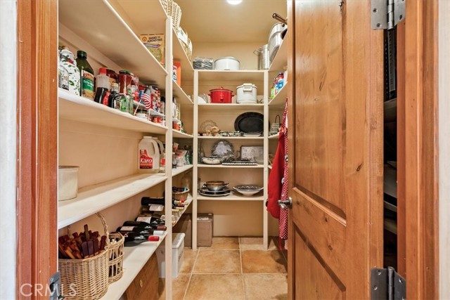 5085 Martingale Circle, San Miguel CA: https://media.crmls.org/medias/eb662604-f4dc-4bb0-a5e7-1c0d0e57a856.jpg