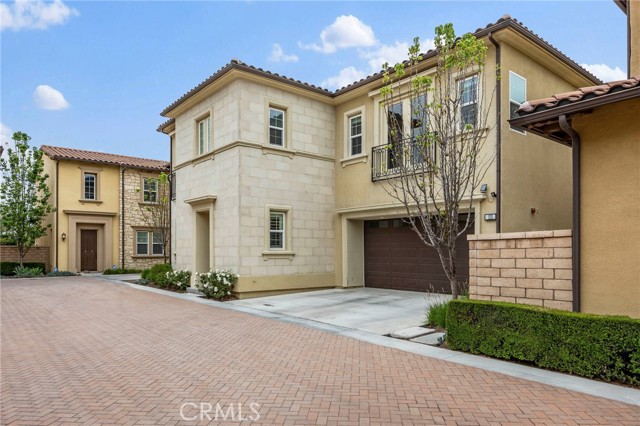 155 Bryce Run, Lake Forest CA: https://media.crmls.org/medias/eb6651f8-d813-4703-9c82-b4e013945dbb.jpg