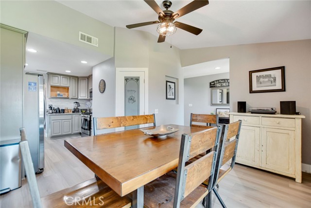 Detail Gallery Image 11 of 37 For 12559 Oriole Ave, Grand Terrace,  CA 92313 - 4 Beds | 2 Baths
