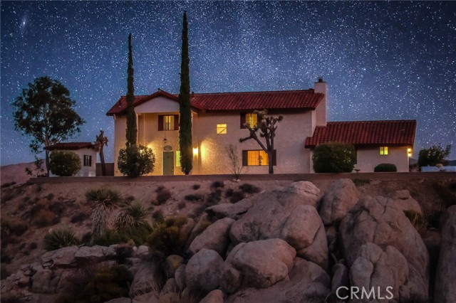 Detail Gallery Image 1 of 75 For 6107 Mandarin Rd, Yucca Valley,  CA 92284 - 3 Beds | 3/1 Baths