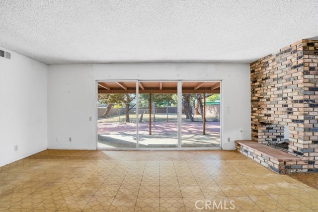 Detail Gallery Image 10 of 45 For 11357 Orcas Ave, Lakeview Terrace,  CA 91342 - 3 Beds | 3 Baths