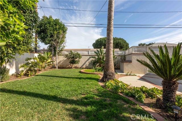 Detail Gallery Image 23 of 31 For 474 E 44th Cir, Long Beach,  CA 90807 - 3 Beds | 2 Baths