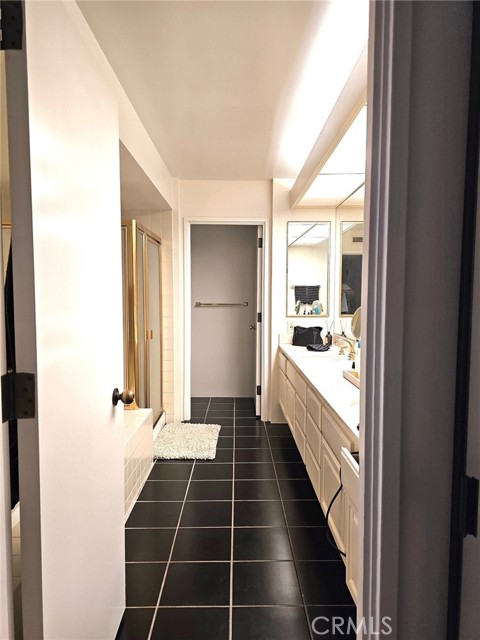 Detail Gallery Image 13 of 18 For 222 Monterey Rd #104,  Glendale,  CA 91206 - 2 Beds | 2/1 Baths