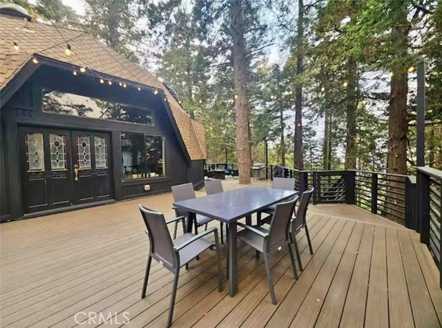 Detail Gallery Image 2 of 8 For 1349 Valley View, Crestline,  CA 92325 - 4 Beds | 3 Baths