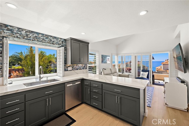Detail Gallery Image 10 of 24 For 67 Marseille, Laguna Niguel,  CA 92677 - 3 Beds | 2/1 Baths