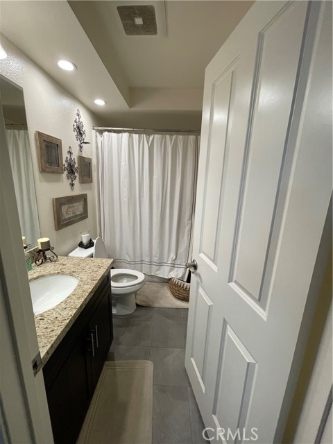 Detail Gallery Image 9 of 15 For 110 Main, Piru,  CA 93040 - 3 Beds | 3 Baths