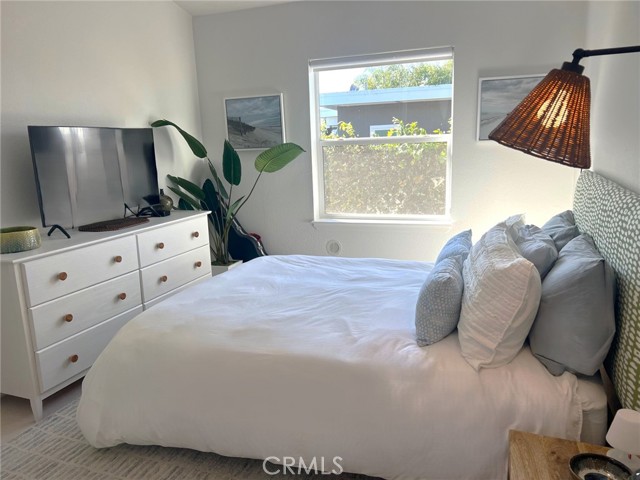 Detail Gallery Image 16 of 41 For 118 Yorktown, Newport Beach,  CA 92660 - 3 Beds | 2 Baths