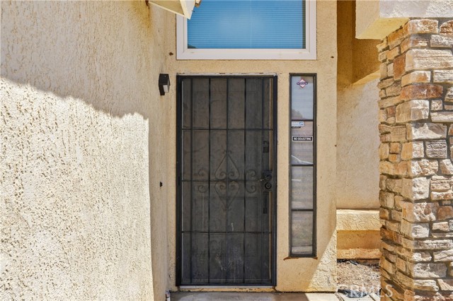 Detail Gallery Image 6 of 37 For 27552 via Real, Menifee,  CA 92585 - 4 Beds | 3 Baths