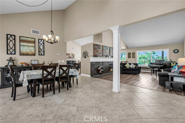15725 Terraceview Court, Riverside CA: https://media.crmls.org/medias/eb6c1e02-de95-4d05-a1cd-c6f5624f9b47.jpg