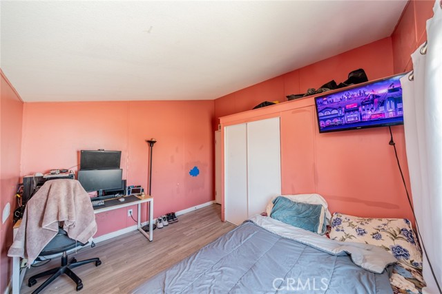 11930 Baldy Mesa Road, Victorville CA: https://media.crmls.org/medias/eb6c8e3d-e944-4cb1-8b9f-83a3910e43d9.jpg