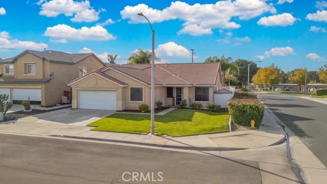 Detail Gallery Image 1 of 23 For 397 Pamela Ct, Hemet,  CA 92544 - 4 Beds | 2 Baths