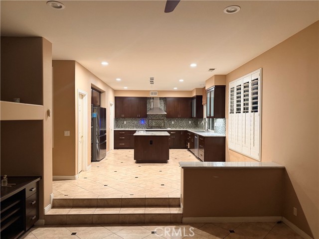 Detail Gallery Image 6 of 14 For 7058 E Villanueva, Orange,  CA 92867 - 4 Beds | 3 Baths