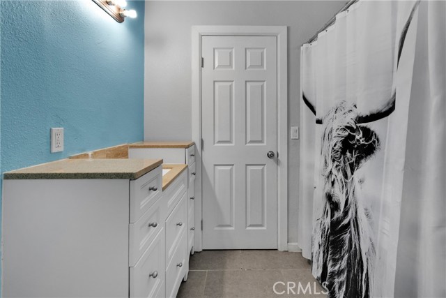 1554 N Sierra Way, San Bernardino CA: https://media.crmls.org/medias/eb6de89b-295e-4ebf-b7f9-20c40faad6f3.jpg