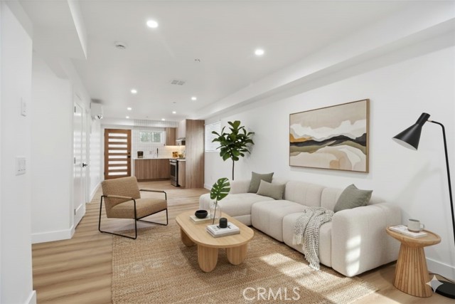 Detail Gallery Image 4 of 32 For 4512 St Elmo Dr, Los Angeles,  CA 90019 - – Beds | – Baths