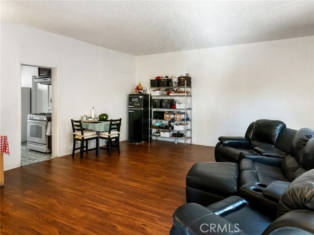 7714 S Broadway, Los Angeles CA: https://media.crmls.org/medias/eb6e0862-d034-4a52-bd0e-5b9d95a69e8d.jpg