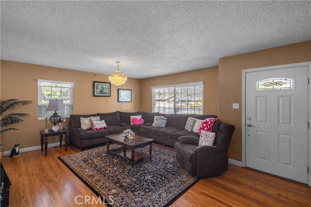 Detail Gallery Image 6 of 37 For 11402 Excelsior, Norwalk,  CA 90650 - 3 Beds | 2 Baths