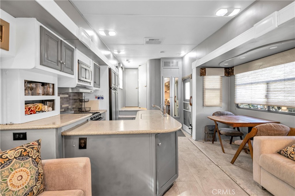 MLS #CV25265417 image #13