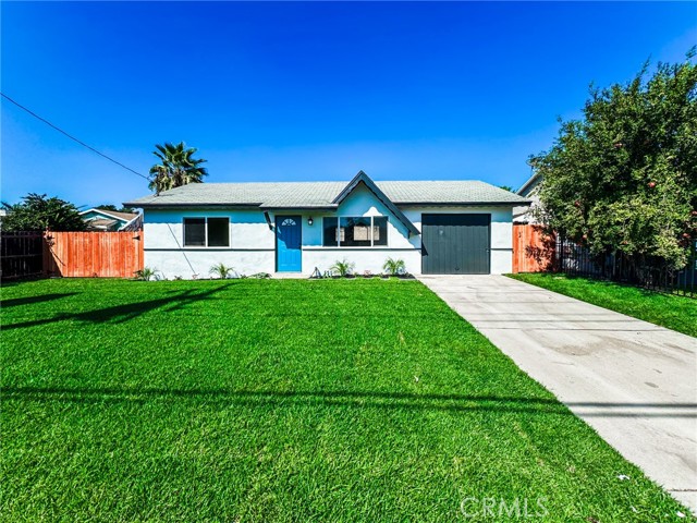 225 W Franklin, Pomona CA: https://media.crmls.org/medias/eb6f9796-be43-4f3a-8400-b50ad8a0712c.jpg