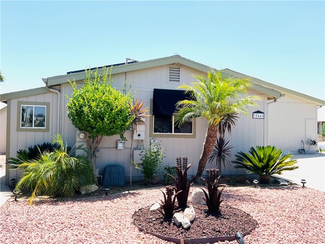 38445 Via Taffia, Murrieta CA: https://media.crmls.org/medias/eb7077ca-d29a-4a09-bad7-635bf0c593bc.jpg