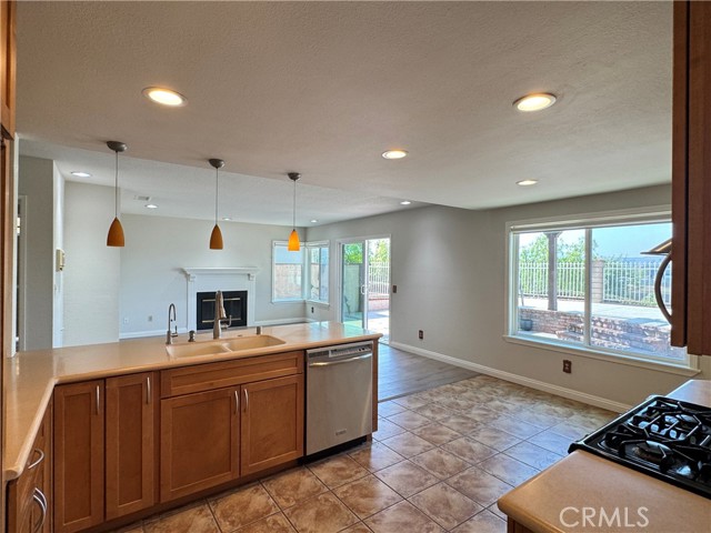 Detail Gallery Image 6 of 27 For 3381 Marble Ridge Dr, Chino Hills,  CA 91709 - 4 Beds | 3 Baths