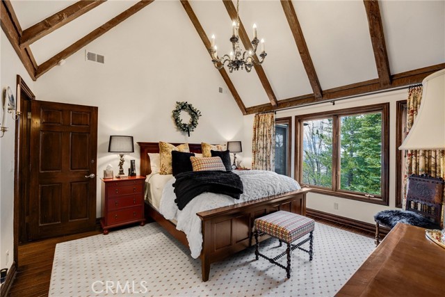 29162 Bald Eagle Ridge, Lake Arrowhead CA: https://media.crmls.org/medias/eb712301-1a22-4e3f-a42e-3fc1d384b492.jpg