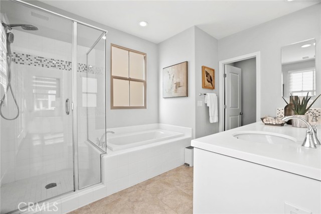 Detail Gallery Image 33 of 66 For 116 Nature Walk, Irvine,  CA 92618 - 3 Beds | 3/1 Baths