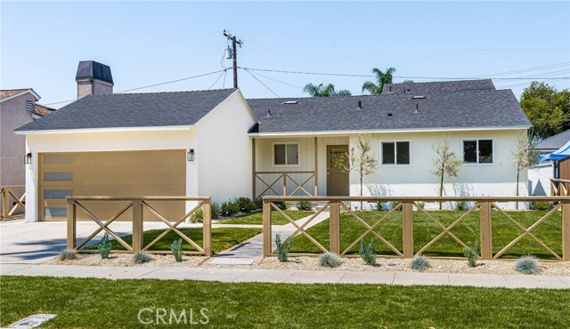 Detail Gallery Image 1 of 58 For 6101 E 23rd St, Long Beach,  CA 90815 - 3 Beds | 2 Baths