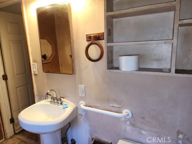 3108 Elm Avenue, Manhattan Beach, California 90266, 2 Bedrooms Bedrooms, ,1 BathroomBathrooms,Residential,Sold,Elm,PW23112709
