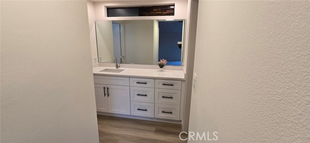 1364 Park Plaza Drive, Long Beach CA: https://media.crmls.org/medias/eb73bcee-edf4-4786-9e67-08499b259ab7.jpg