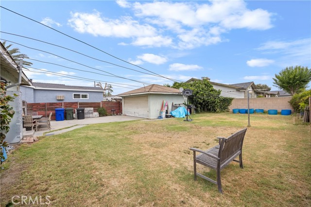 7437 Laura Street, Downey CA: https://media.crmls.org/medias/eb7415f7-3ab9-45bd-83b2-801e86202d23.jpg