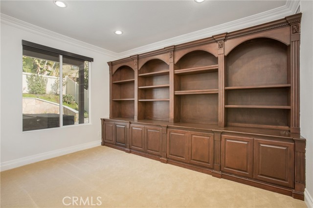 Detail Gallery Image 10 of 21 For 32 Acanthus, Rancho Santa Margarita,  CA 92688 - 5 Beds | 3 Baths