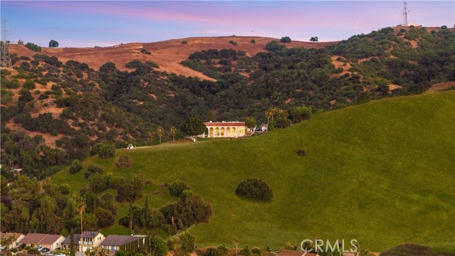 18555 Fieldbrook Street, Rowland Heights CA: https://media.crmls.org/medias/eb741d9b-294c-422e-92fe-75dc290076bf.jpg