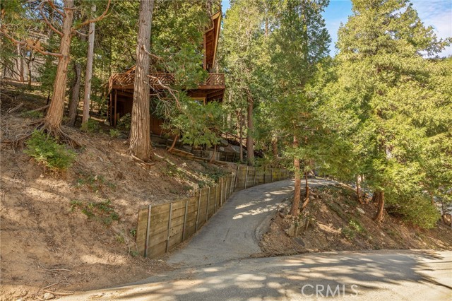 24379 Bernard, Crestline, CA 92325