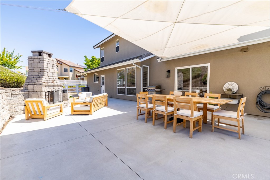 1307 Crown Way